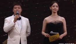 女明星红毯爆料视频,女明星爆料幕后精彩瞬间