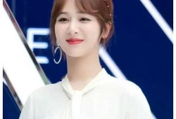 多姐爆料娱乐圈是谁啊知乎,娱乐圈神秘人物，知乎热议焦点