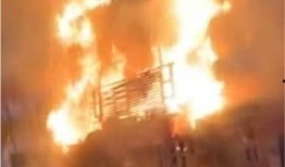 火灾现场爆料视频,火光冲天！现场视频揭秘火灾惊魂瞬间